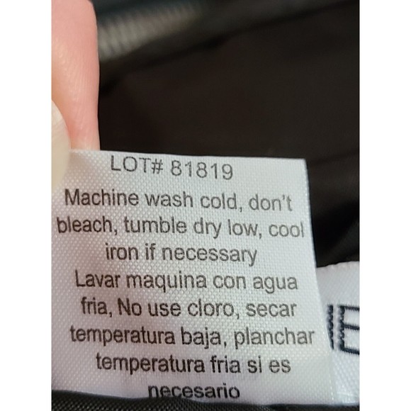 Thyme and Honey Women's (M) Black Quilted & Gray Fleece Reversible Full Zip Vest - Picture 12 of 12